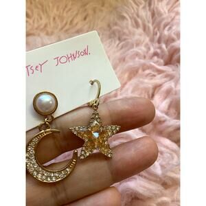 🌟✨✨new betseyville earrings moon 🌙 & star ⭐️